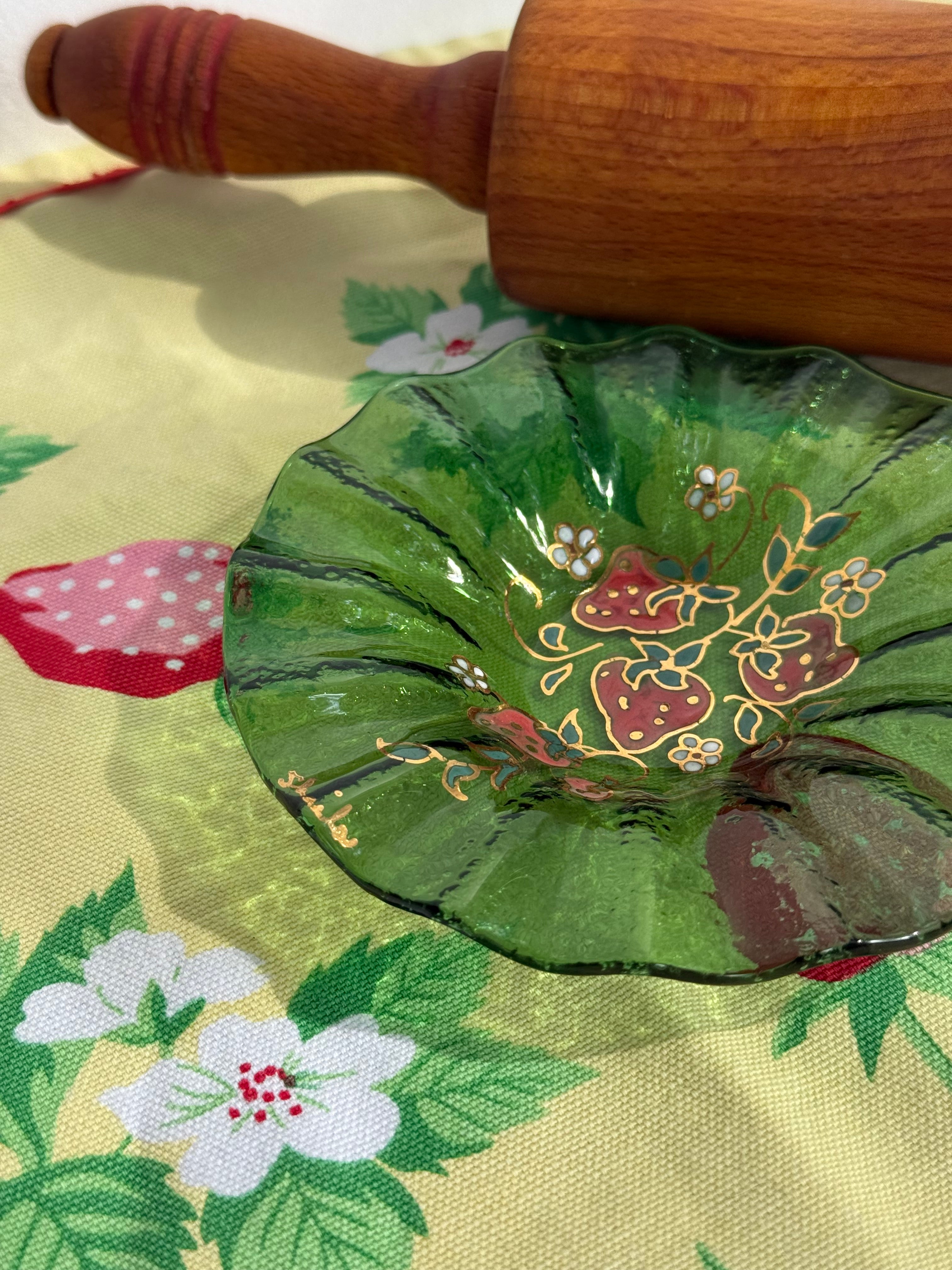 Studio Art Glass Strawberry dish
