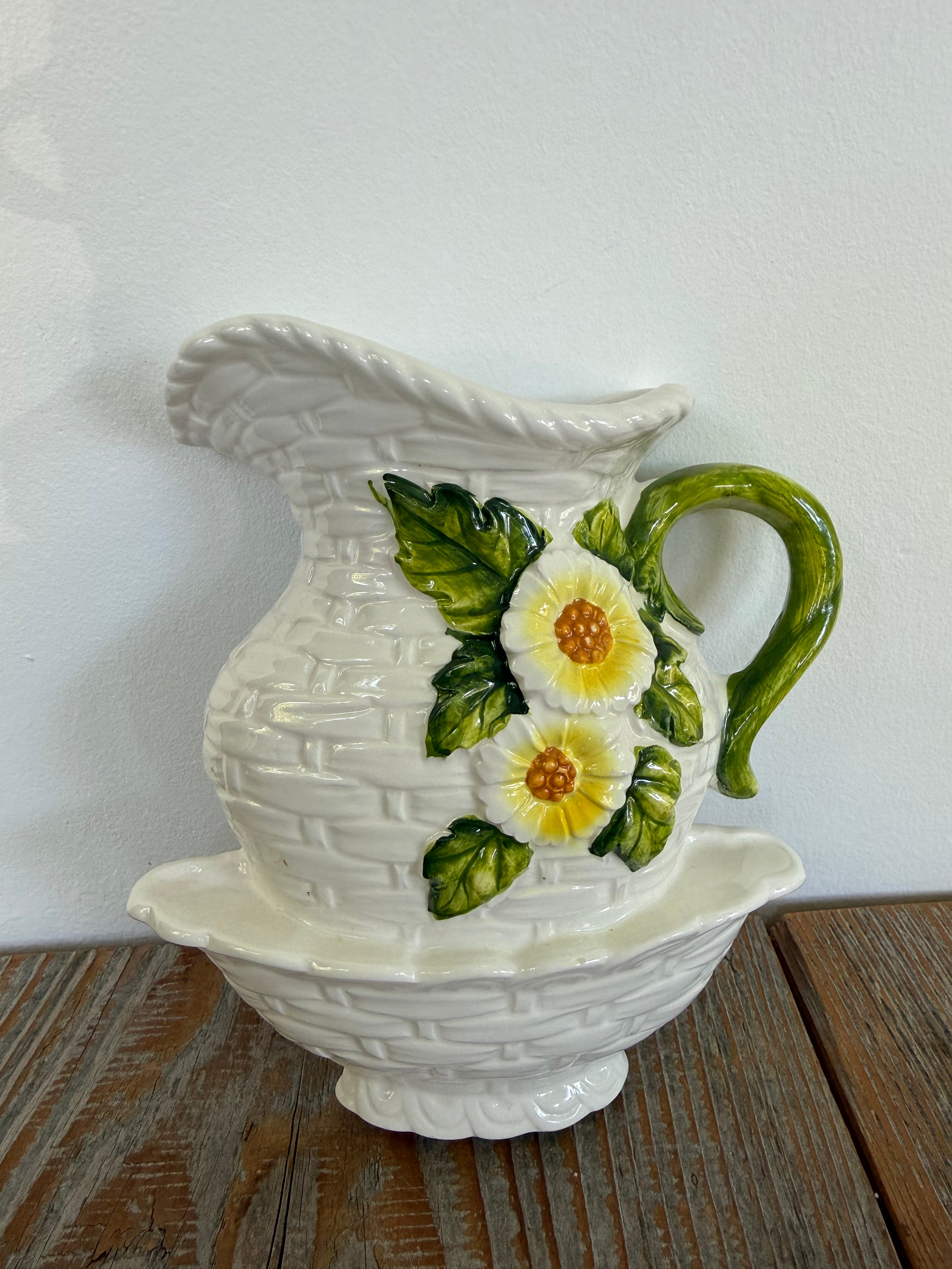 Vintage Lefton 'Rustic Daisy' Pitcher & Basin Wall Pocket Vase