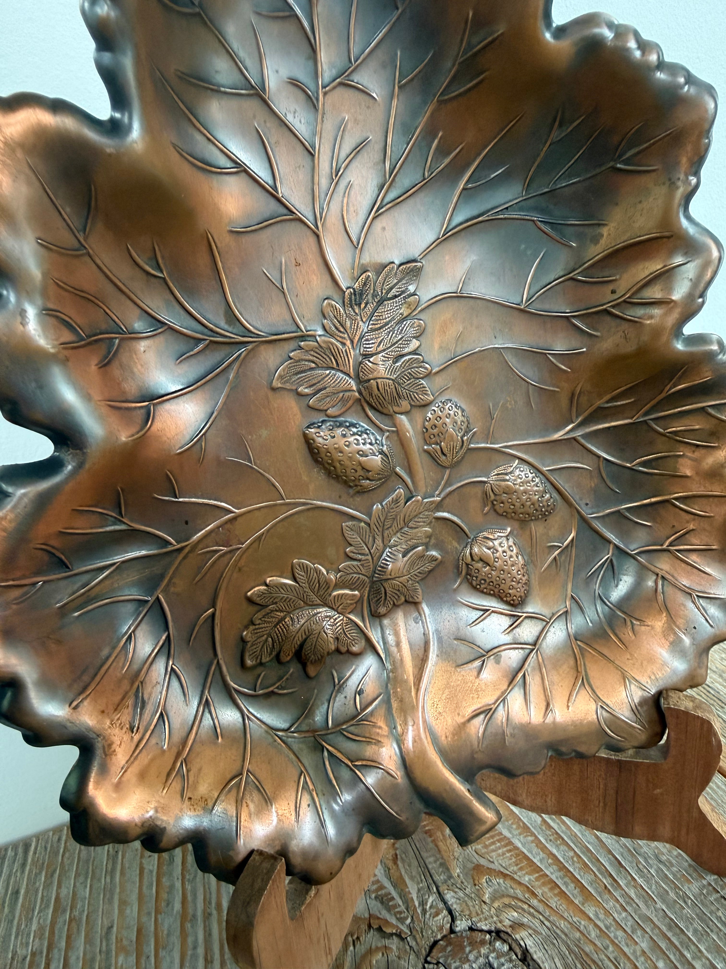Coppercraft Guild Leaf Tray