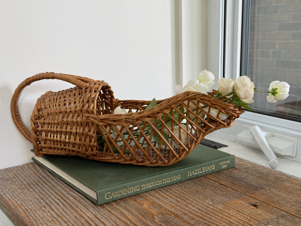 Vintage Woven Wicker Wine Cradle