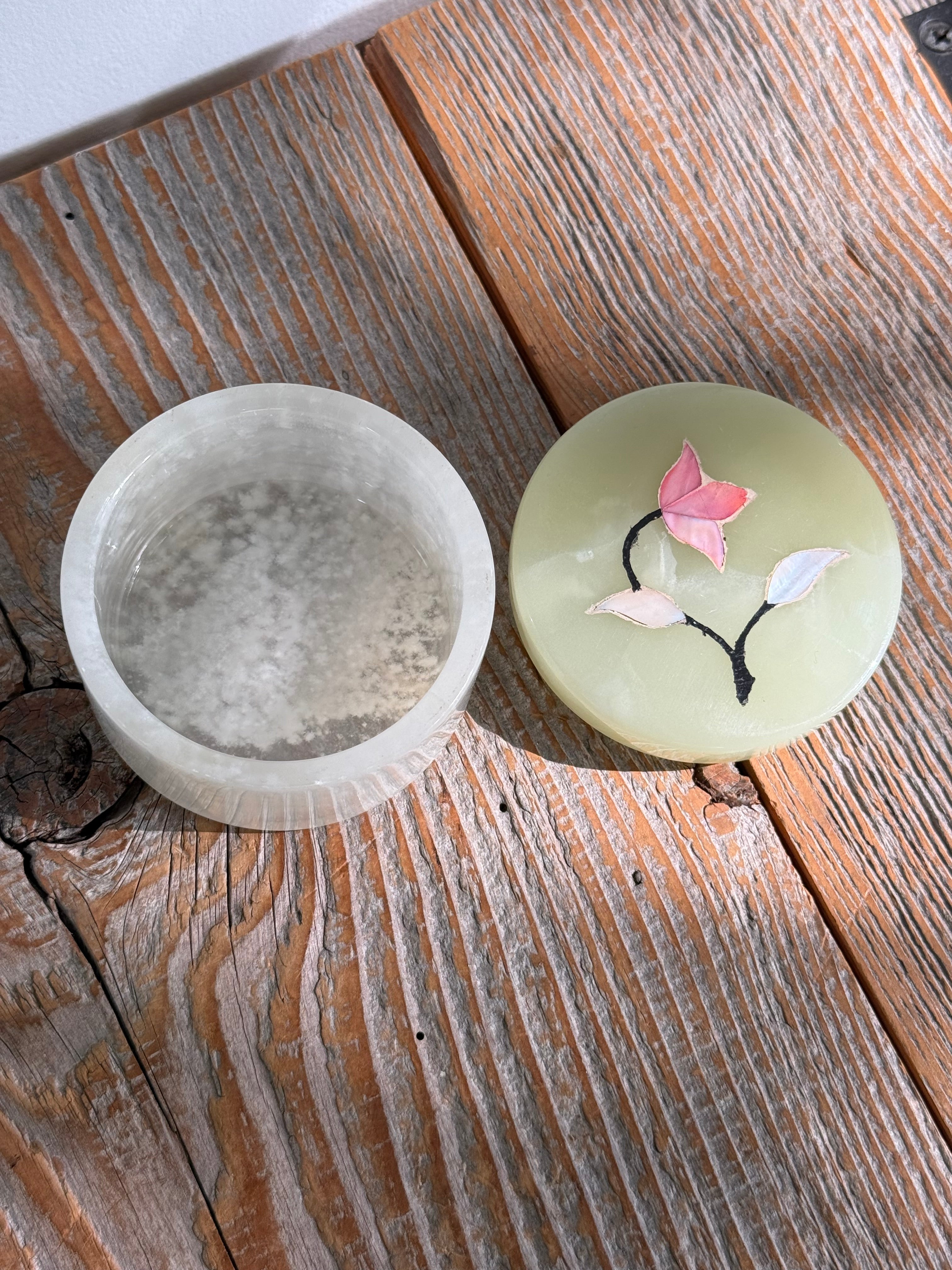 Vintage Green Onyx & Mother of Pearl Trinket Box