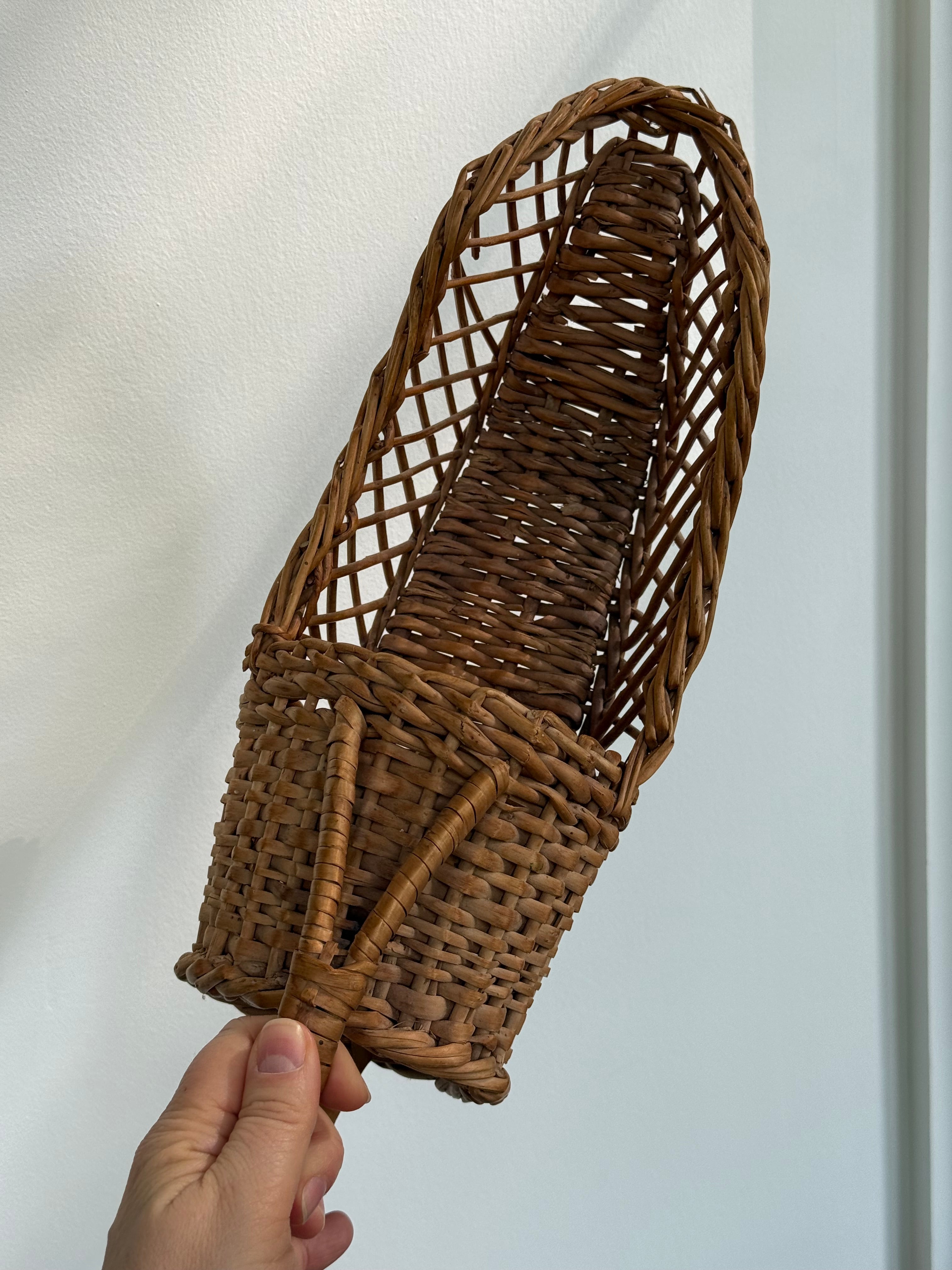 Vintage Woven Wicker Wine Cradle