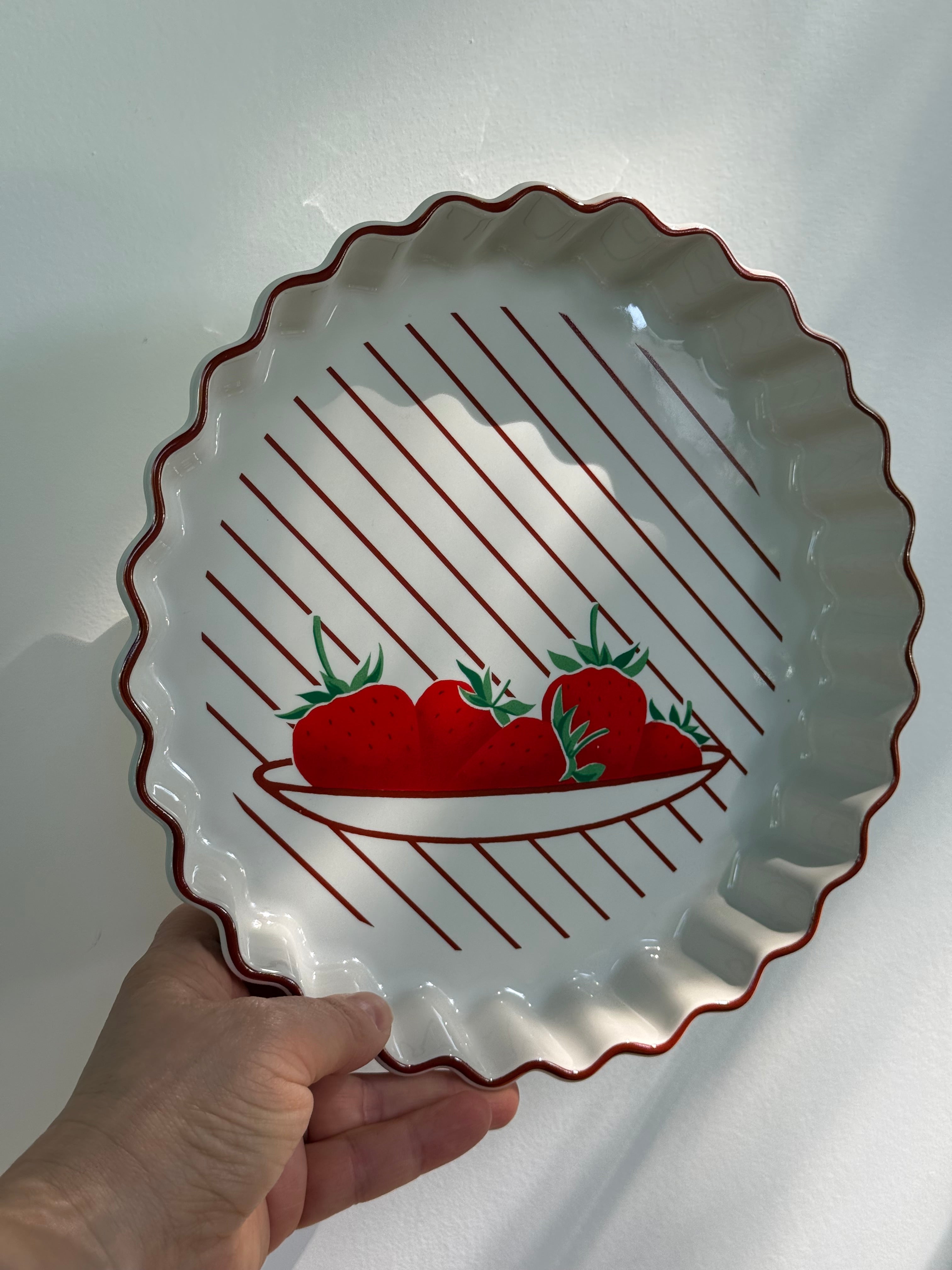 Mikasa Strawberry Tart Dish