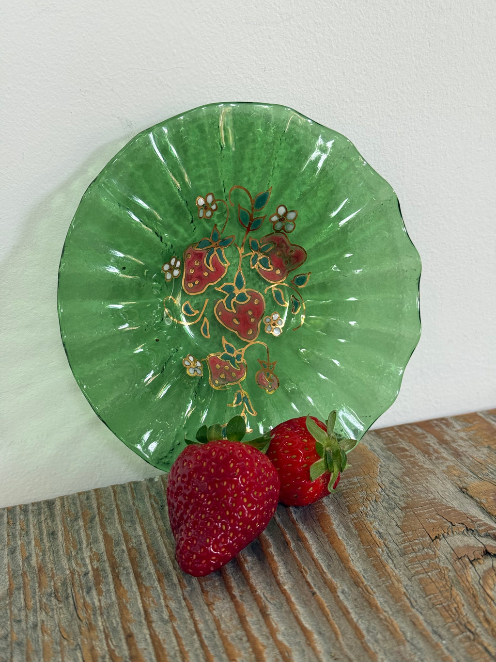 Studio Art Glass Strawberry dish