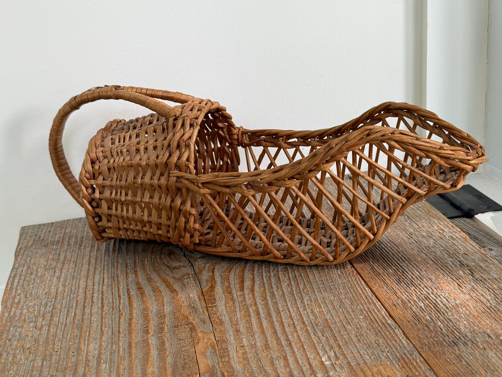 Vintage Woven Wicker Wine Cradle